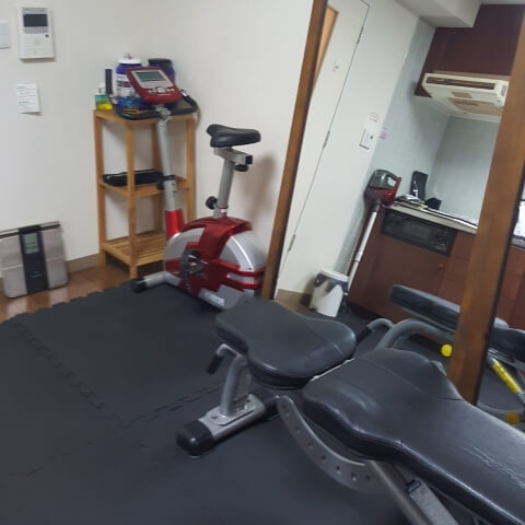 パーソナルトレーニングジム横浜西口店のエアロバイク