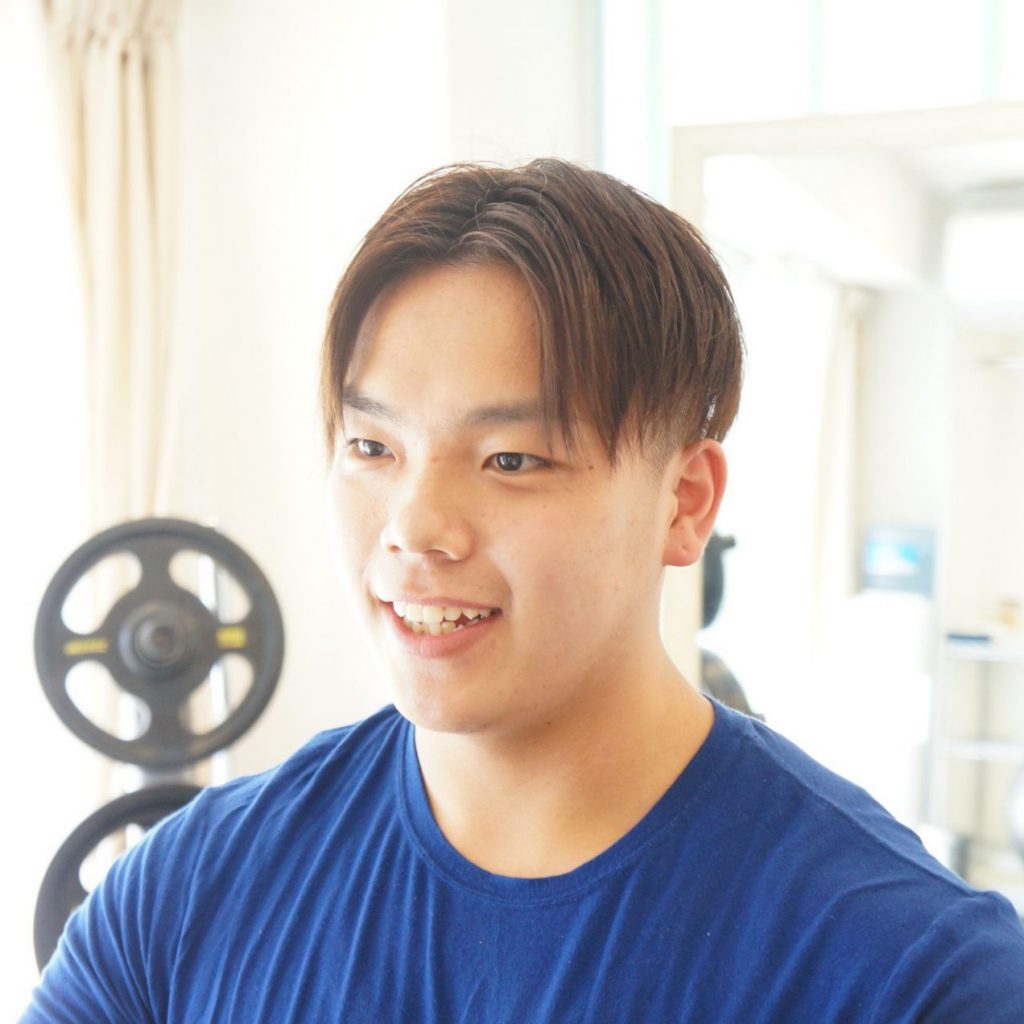 【自宅でOK】大胸筋を鍛える自重トレーニング7選！鍛えるときのコツも解説